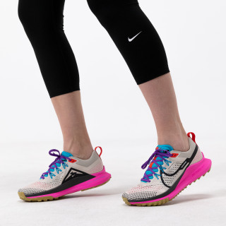 NIKE W NIKE REACT PEGASUS TRAI 