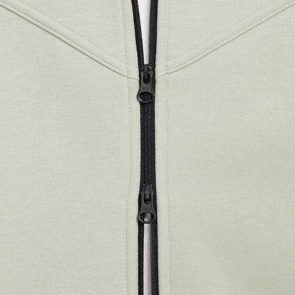 Nike Tech Fleece 