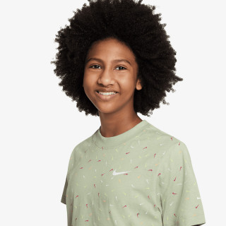 NIKE G NK NSW TEE BOXY SWOOSH AOP 
