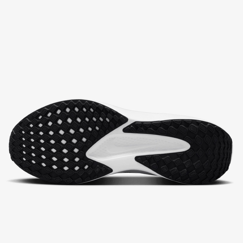 Nike NIKE QUEST 6 