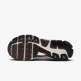Nike W NIKE ZOOM VOMERO 5 