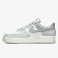 Nike AIR FORCE 1 ’07 LV8 2 