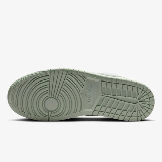 Nike AIR JORDAN 1 LOW SE 