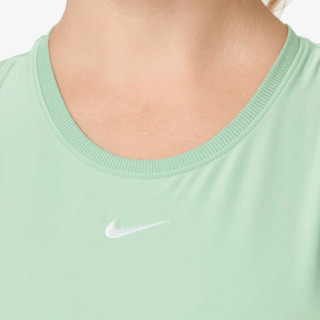 Nike Victory 