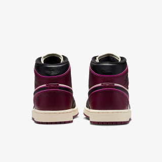 Nike Air Jordan 1 Mid SE 