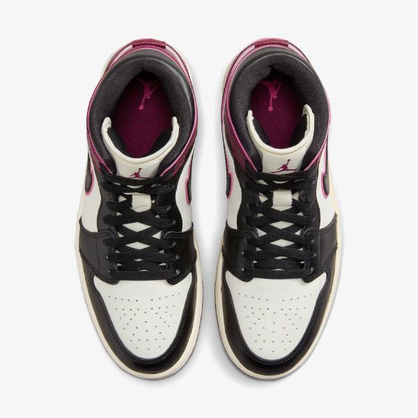 Nike Air Jordan 1 Mid SE 