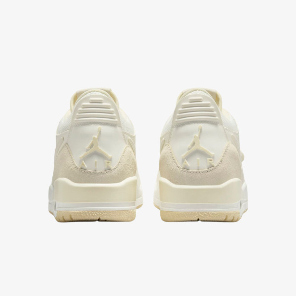 Nike WMNS AIR JORDAN LEGACY 312 LOW 