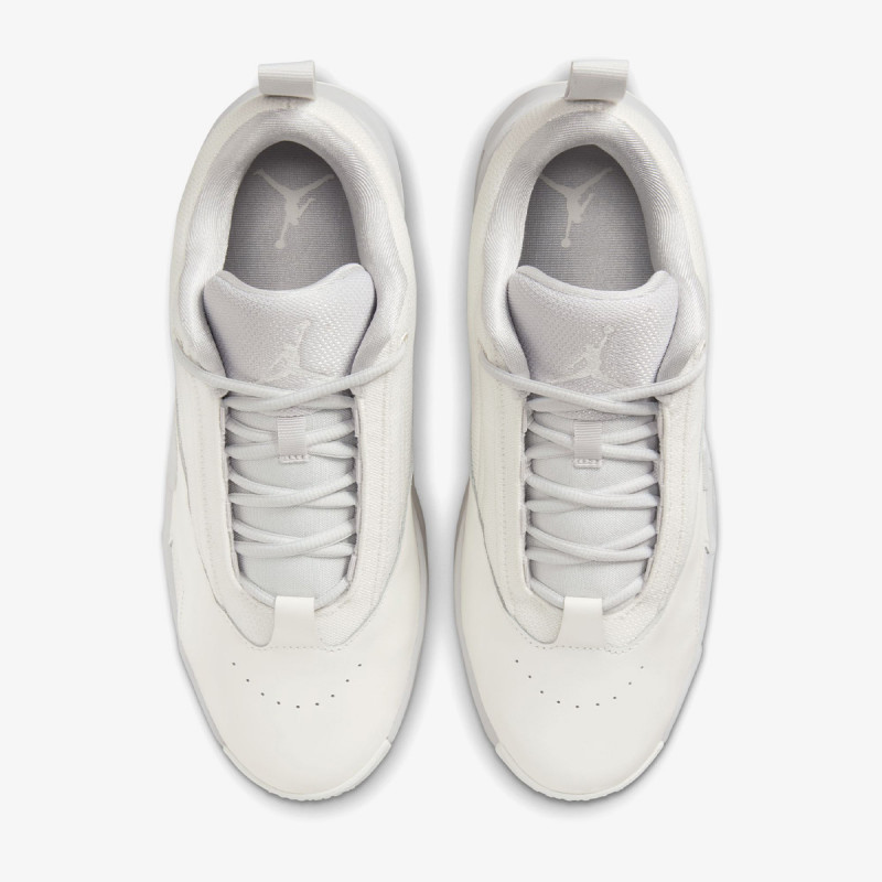 Nike Jordan Max Aura 6 