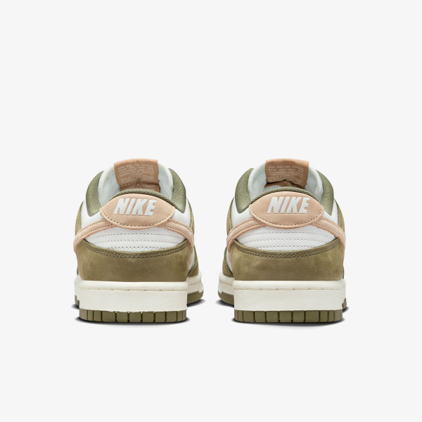 Nike Dunk Low Retro Premium 