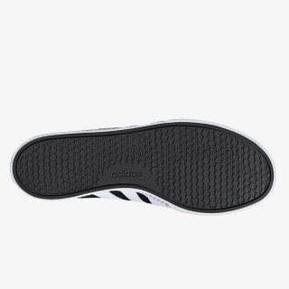 adidas DAILY 3.0 