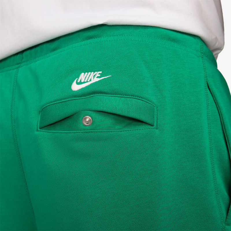 Nike Club 