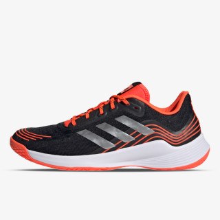 adidas Novaflight M 