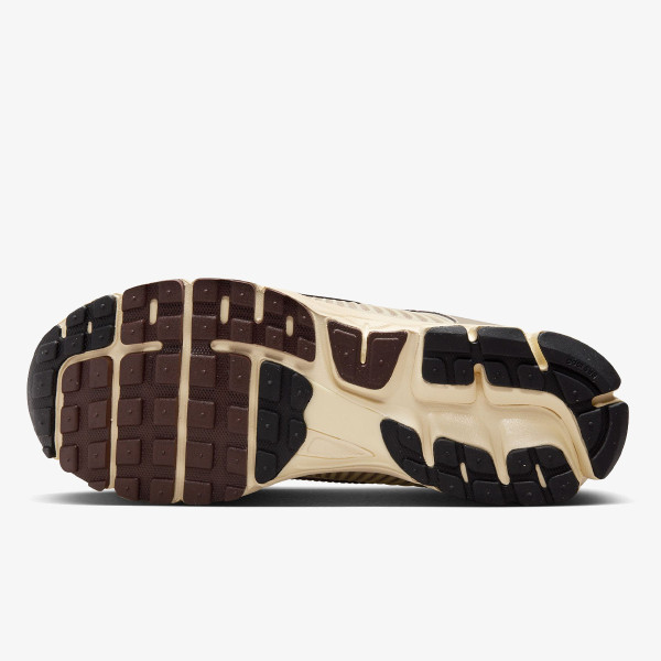 Nike NIKE ZOOM VOMERO 5 CN 