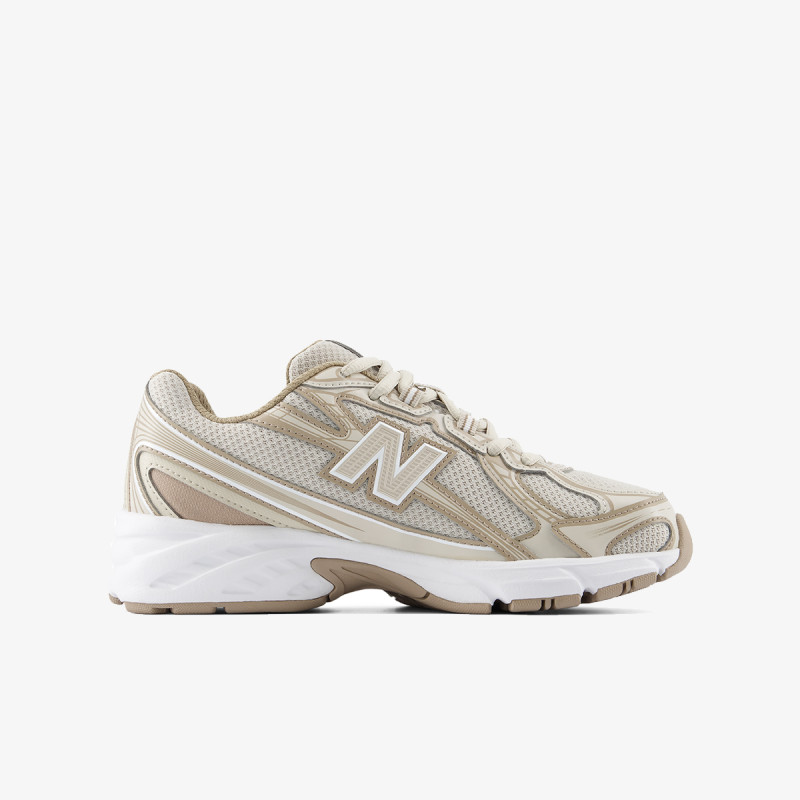 New Balance K 740 