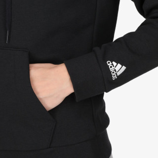 adidas ESSENTIALS 