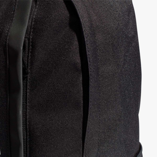 adidas Essentials Linear Logo 