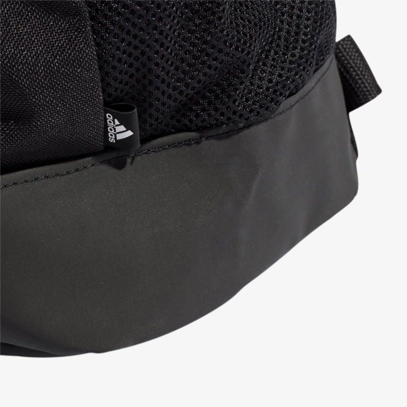 adidas Essentials Linear Logo 