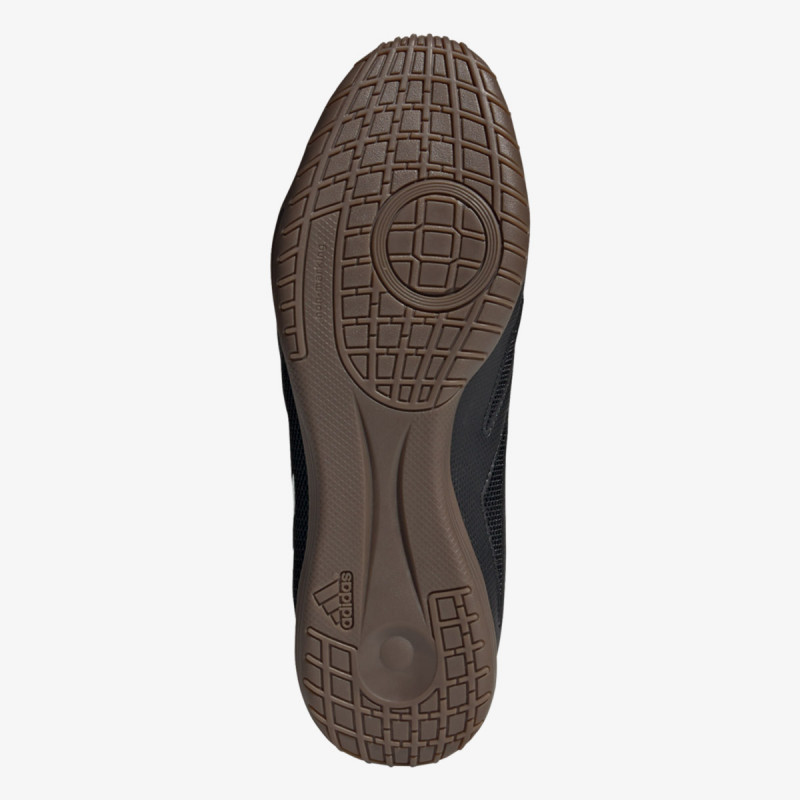adidas PREDATOR EDGE.4 IN SALA 