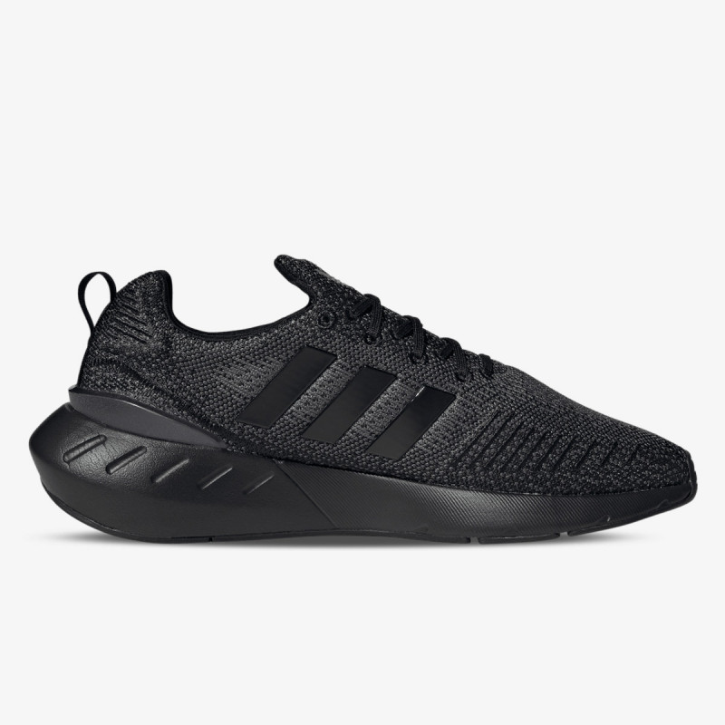 adidas SWIFT RUN 22 