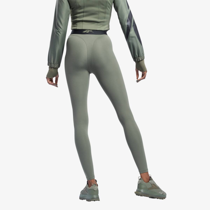 Reebok CARDI B 