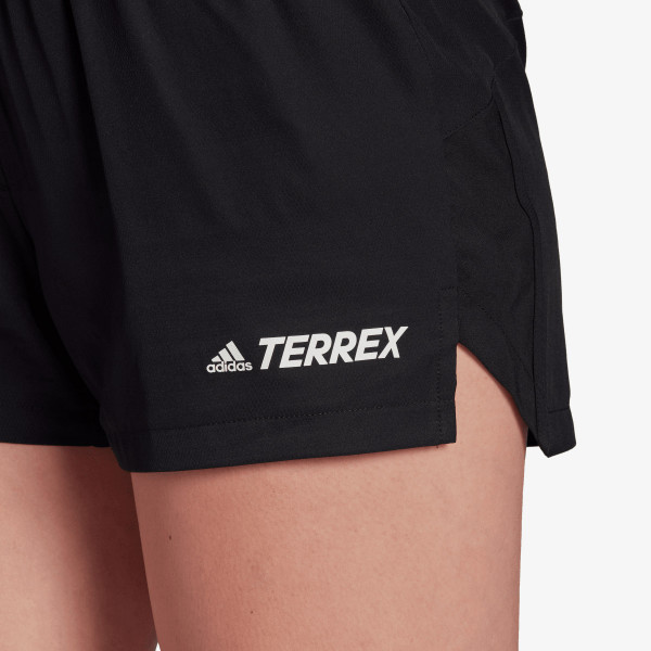 adidas TRAIL SHORT W 