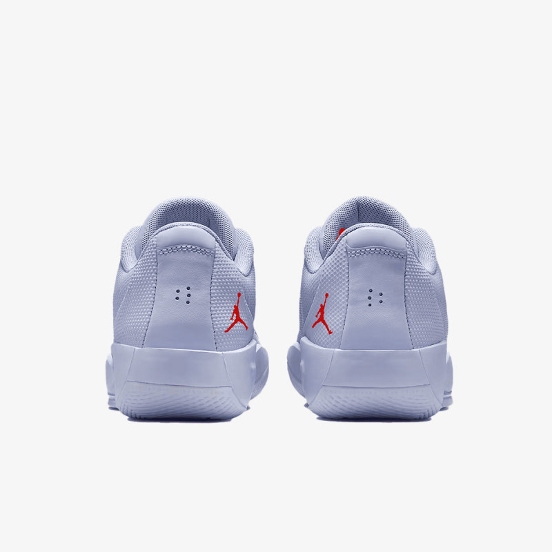 Nike Luka .77 