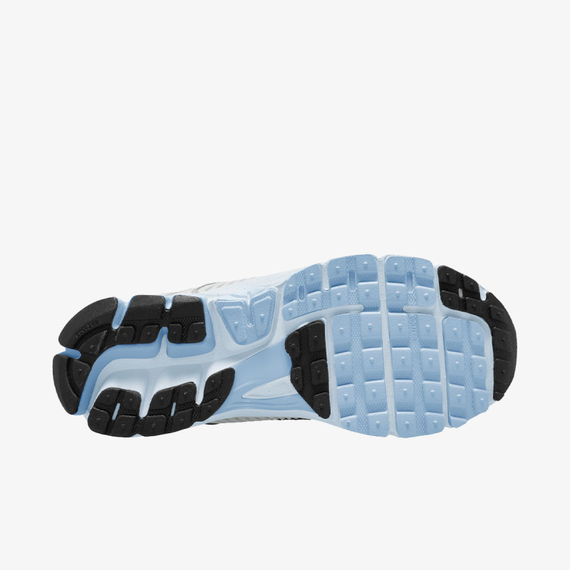 Nike W NIKE ZOOM VOMERO 5 NEWS 