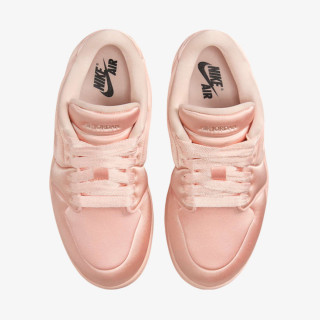 Nike WMNS AIR JORDAN 1 MM LOW V2 