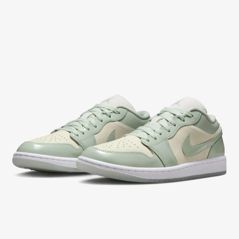Nike Air Jordan 1