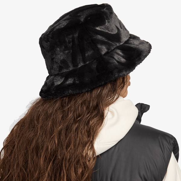 Nike Apex Faux Fur 