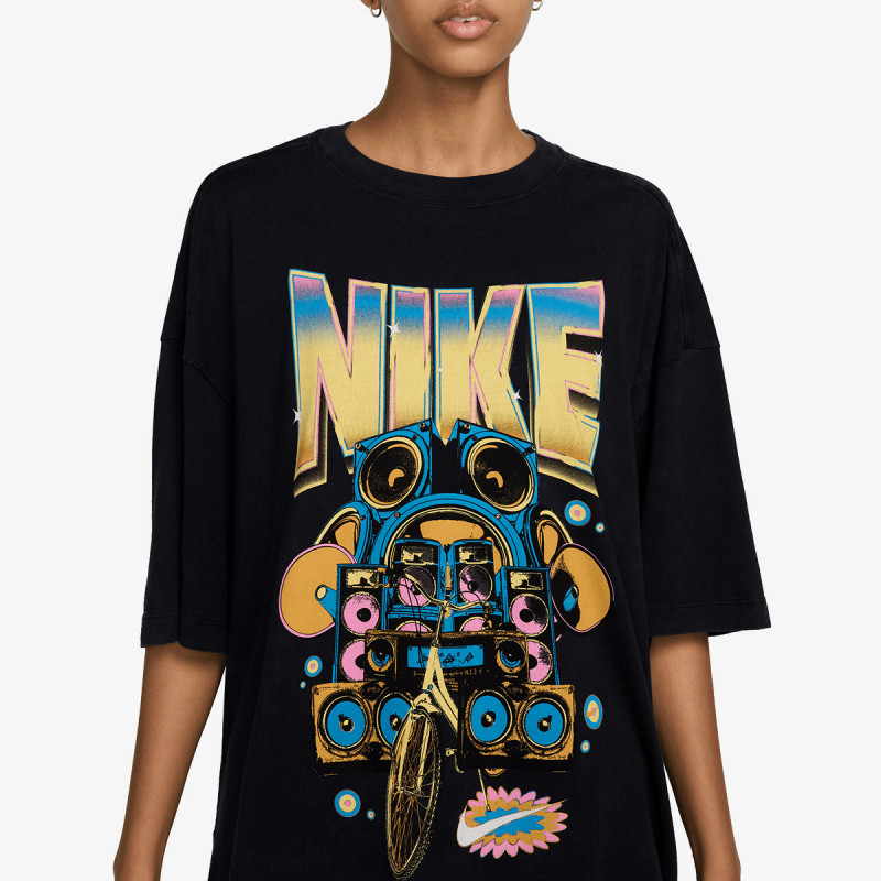 Nike Sportswear 