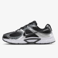 Nike NIKE V5 RNR 