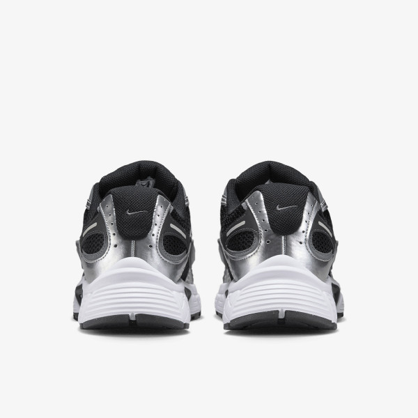 Nike NIKE V5 RNR 