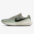 Nike NIKE REVOLUTION 8 