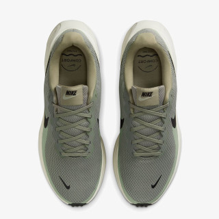 Nike NIKE REVOLUTION 8 