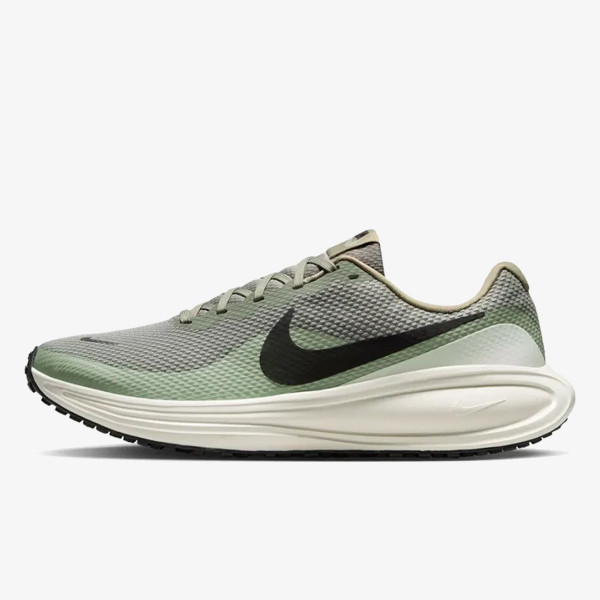 Nike NIKE REVOLUTION 8 