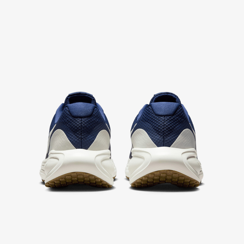 Nike NIKE REVOLUTION 8 