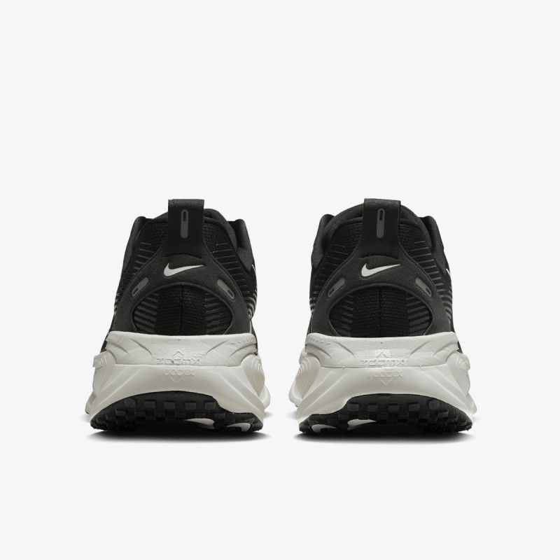 Nike NIKE VOMERO 18 