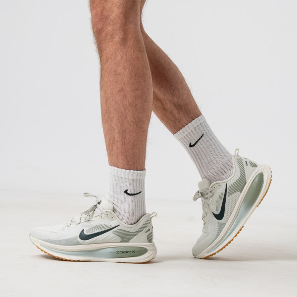 Nike NIKE VOMERO 18 