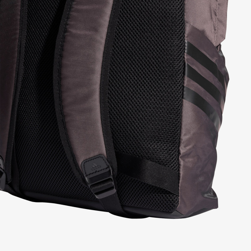 adidas Classic 