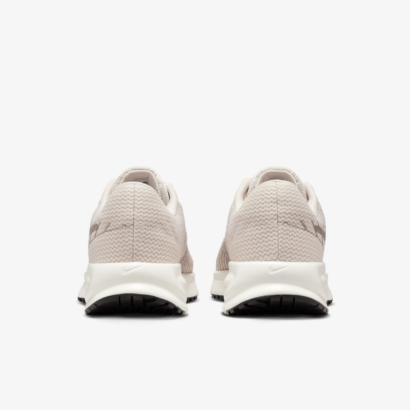 Nike Run Defy 