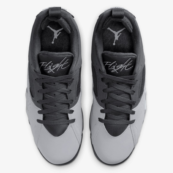 Nike AIR JORDAN 7 RM 
