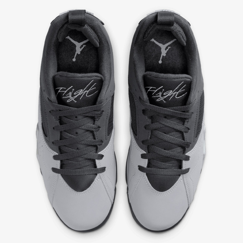 Nike AIR JORDAN 7 RM 