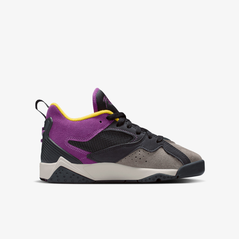 Nike AIR JORDAN 7 RM BG 