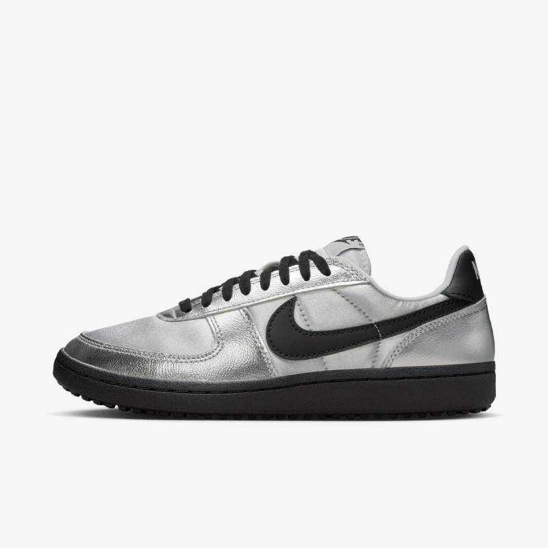 Nike WMNS NIKE FIELD GENERAL SE 