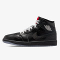 Nike AIR JORDAN 1 MID SE NA5 