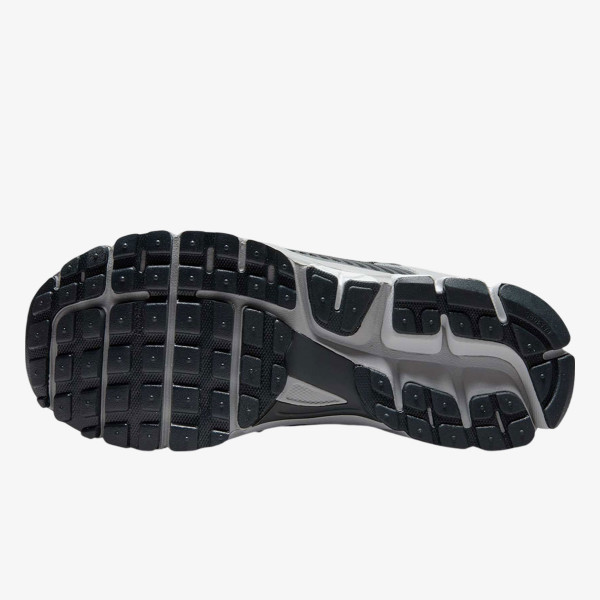Nike NIKE ZOOM VOMERO 5 CN 