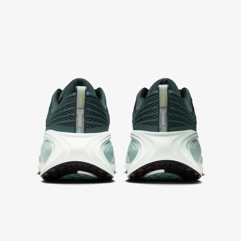 Nike Vomero Plus 