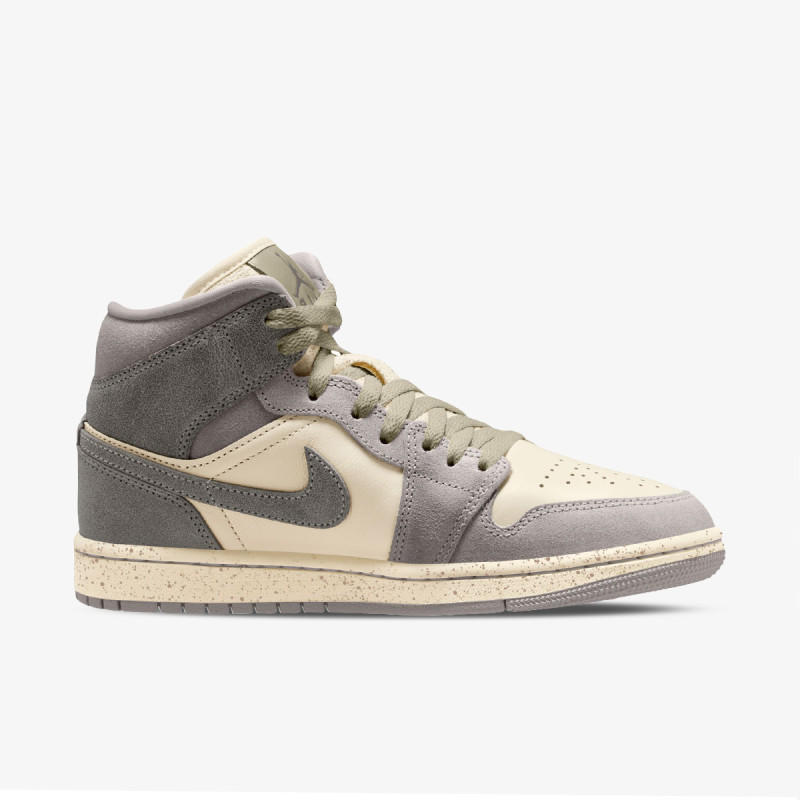 Jordan Air Jordan 1 Mid SE 