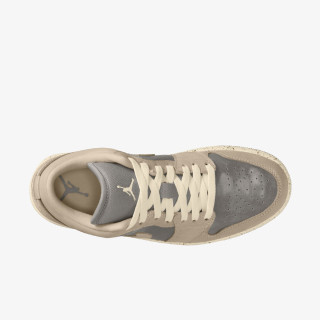 Jordan WMNS AIR JORDAN 1 LOW SE V2 